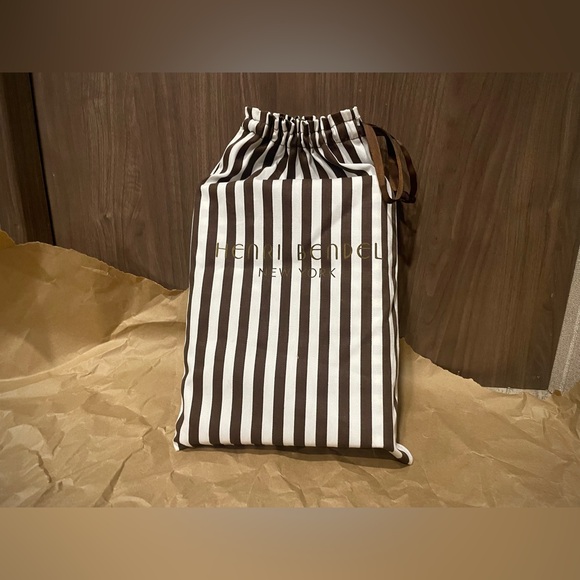 NWT West 57th Cosmetic Clutch Brown & White - Picture 7 of 9